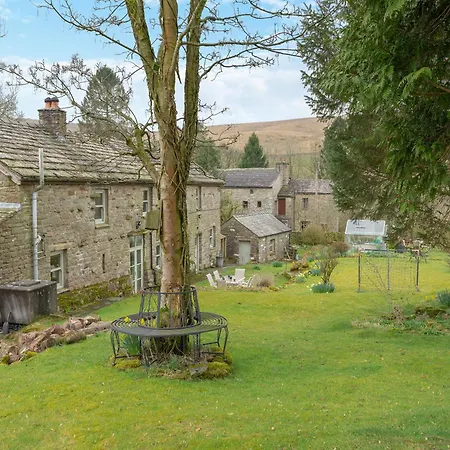 Slingsby Barn
